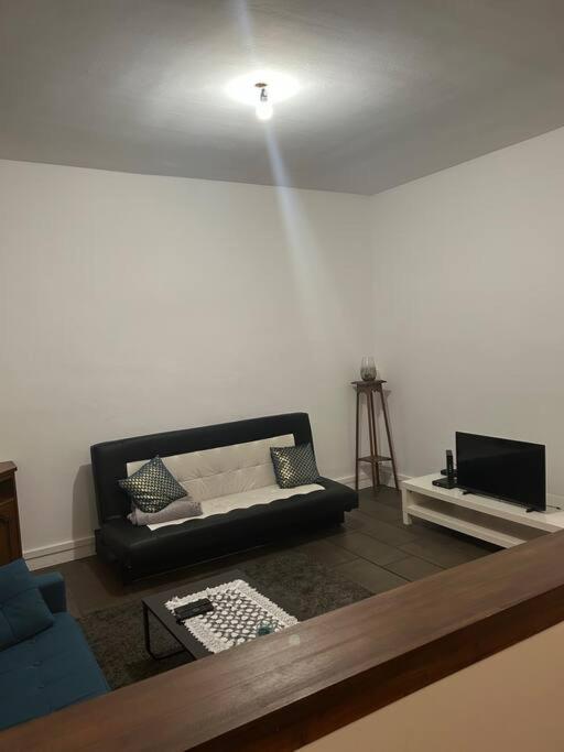 Superbe Appartement Avec Parking Gratuit Во-ан-Велен Екстер'єр фото